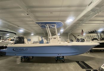 2024 Robalo 226 Cayman Solid Steel Blue Boat